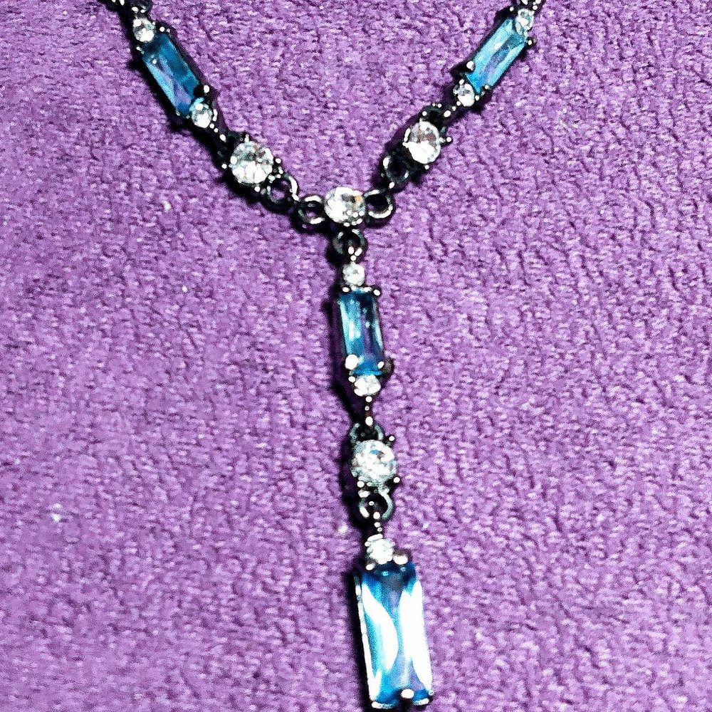 Light Topaz Blue & Clear Rhinestone Necklace